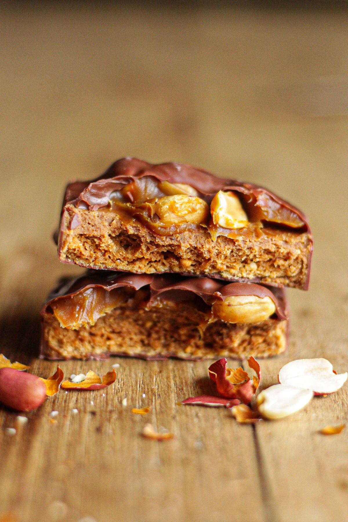 Carré goûter chocolat au lait, cacahuètes et caramel
