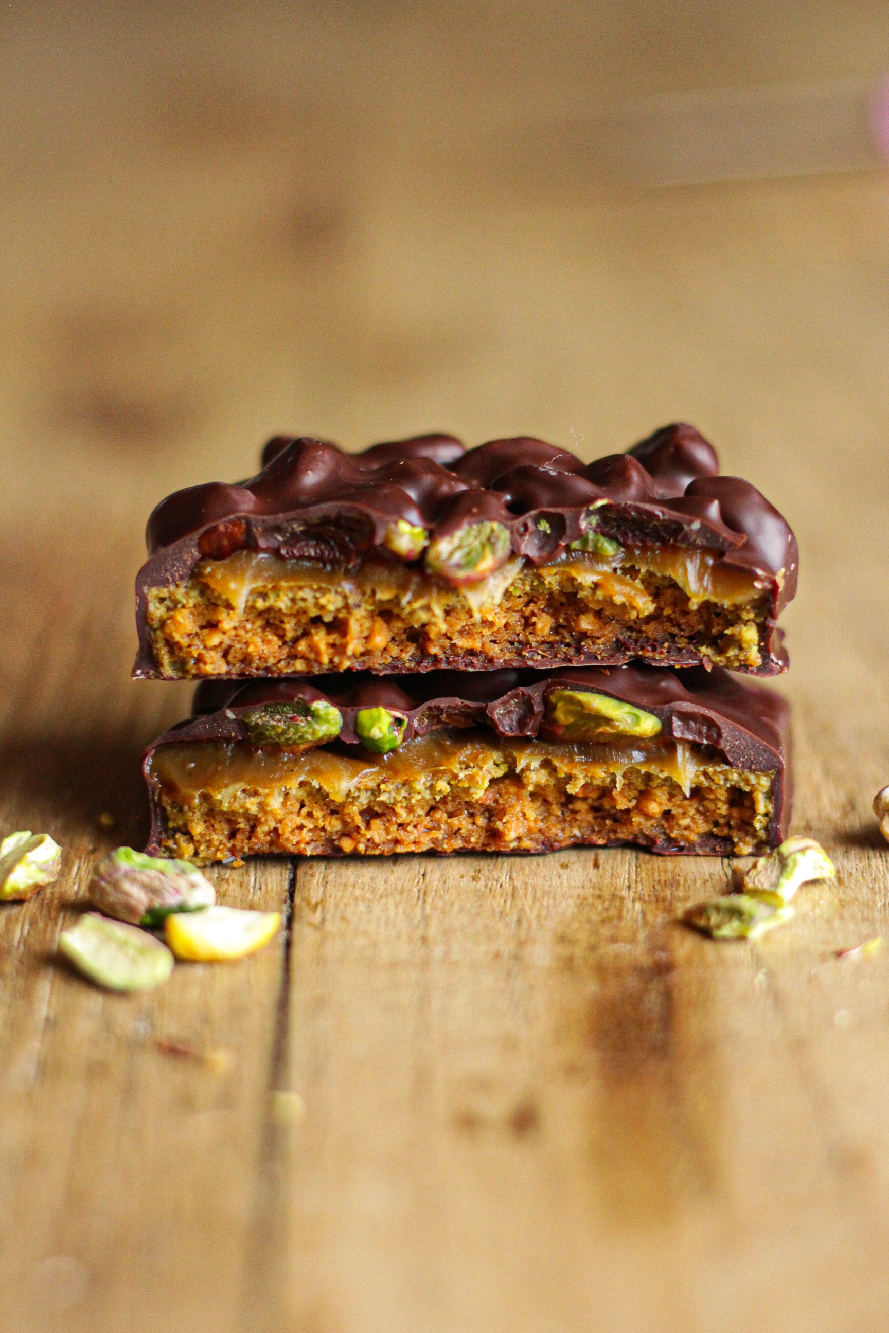 Carré goûter chocolat noir, pistache, caramel